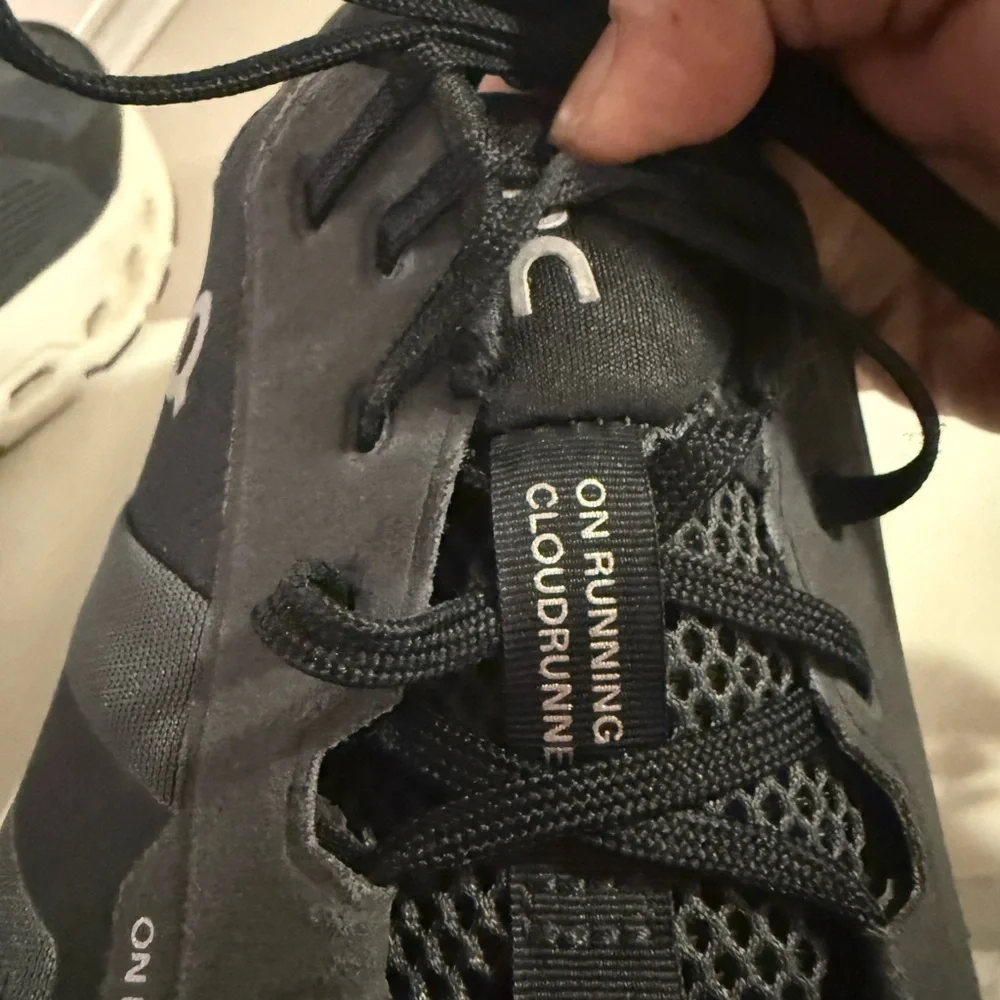 On Men's Cloudrunner 2 running shoes in the Eclipse/Black Size US M13